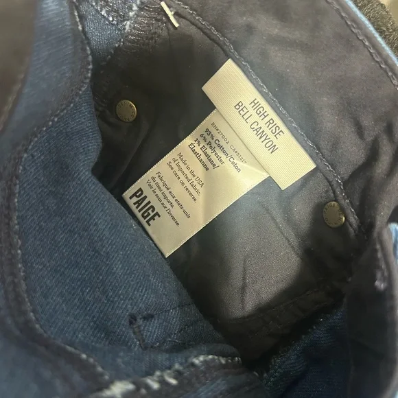 NWT PAIGE High Rise Bell Canyon Jeans